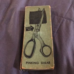Pinking Shears